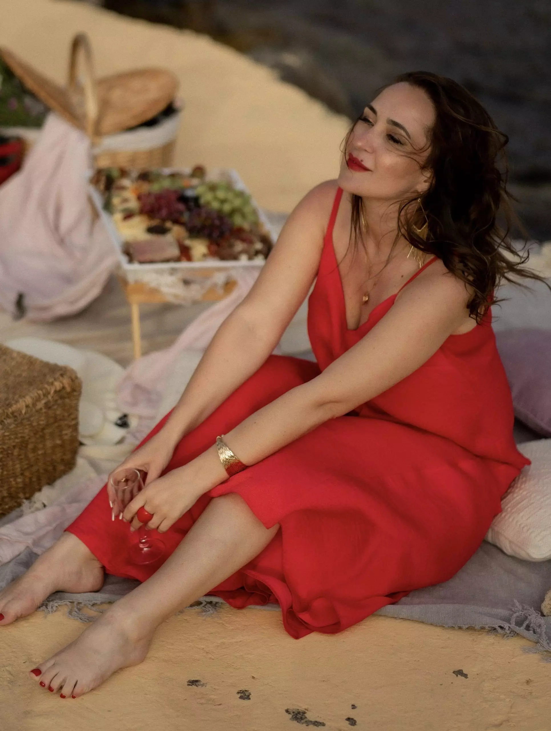 Anna, 41