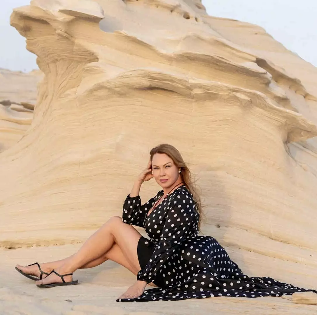 Nataliia, 48