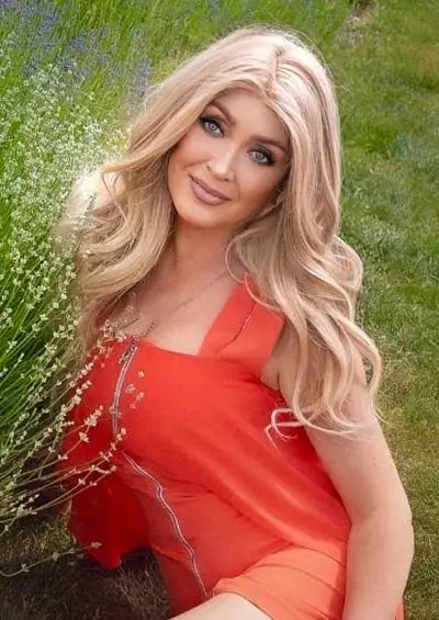 Oksana, 41 Partnervermittlung Kiew