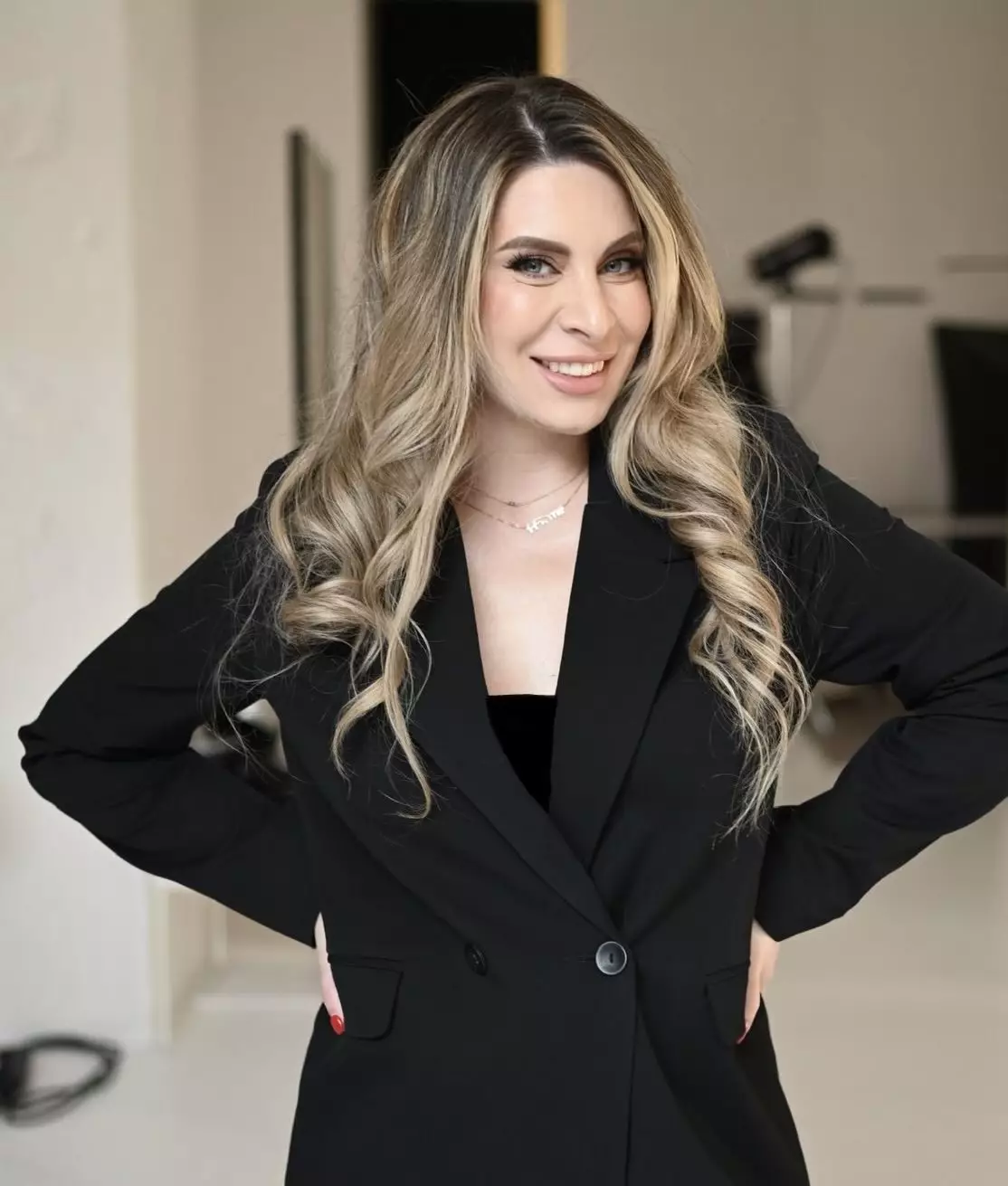 Yuliia, 32