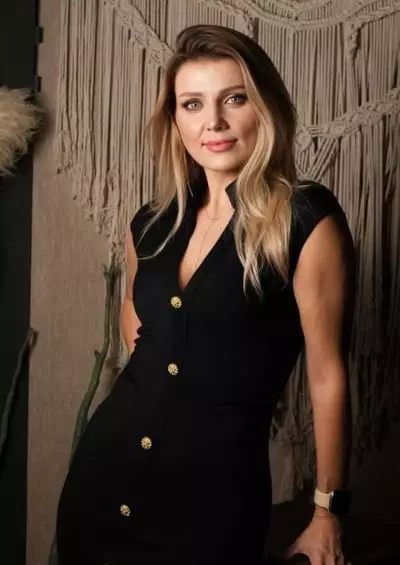 Lilia, 47 Viele tolle und ehrliche ukrainische Frauen suchen einen Mann