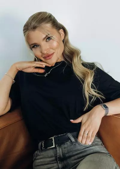 Anna, 27 hübsche junge Frauen in Deutschland Hamburg Berlin