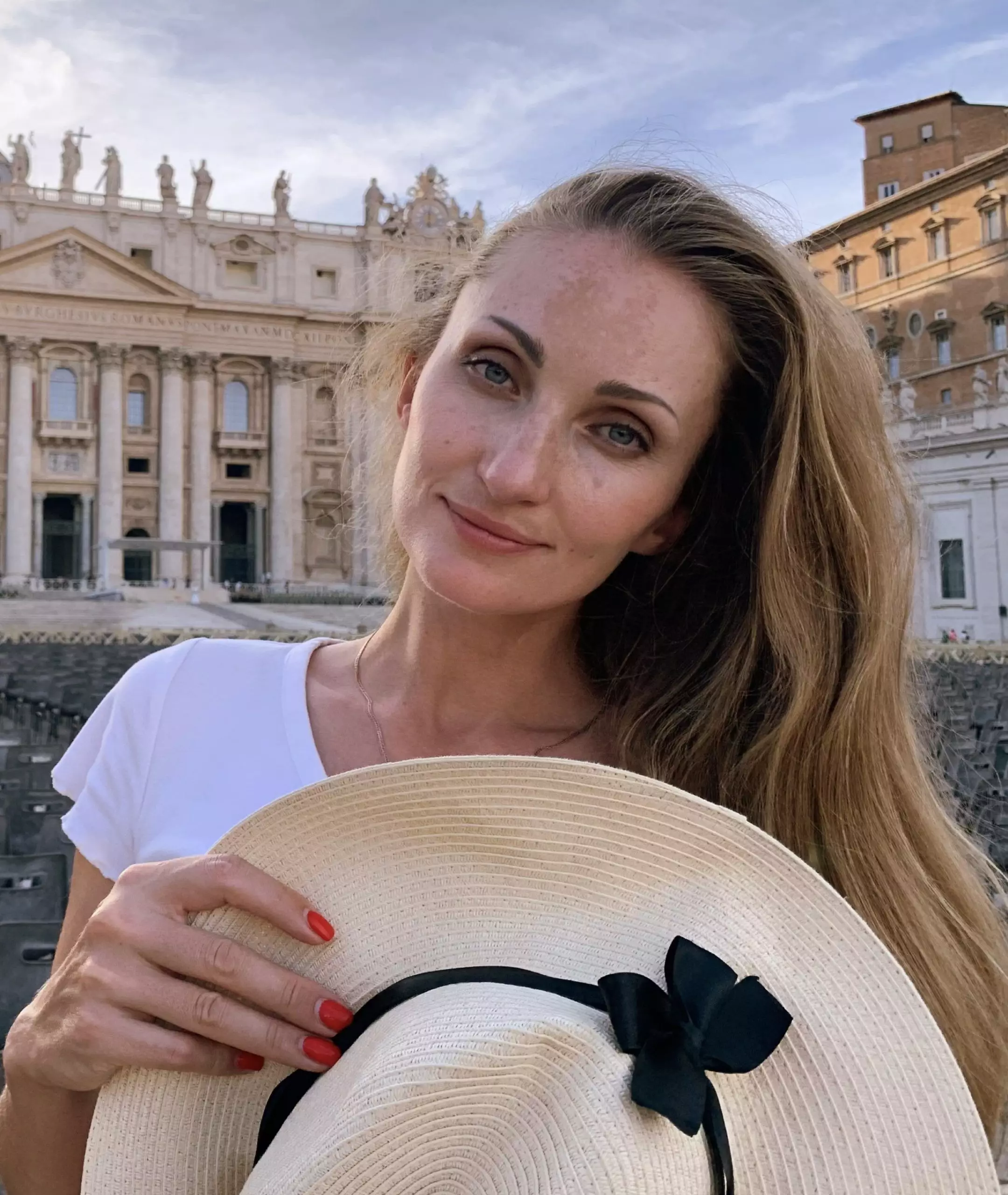 Yuliia, 40