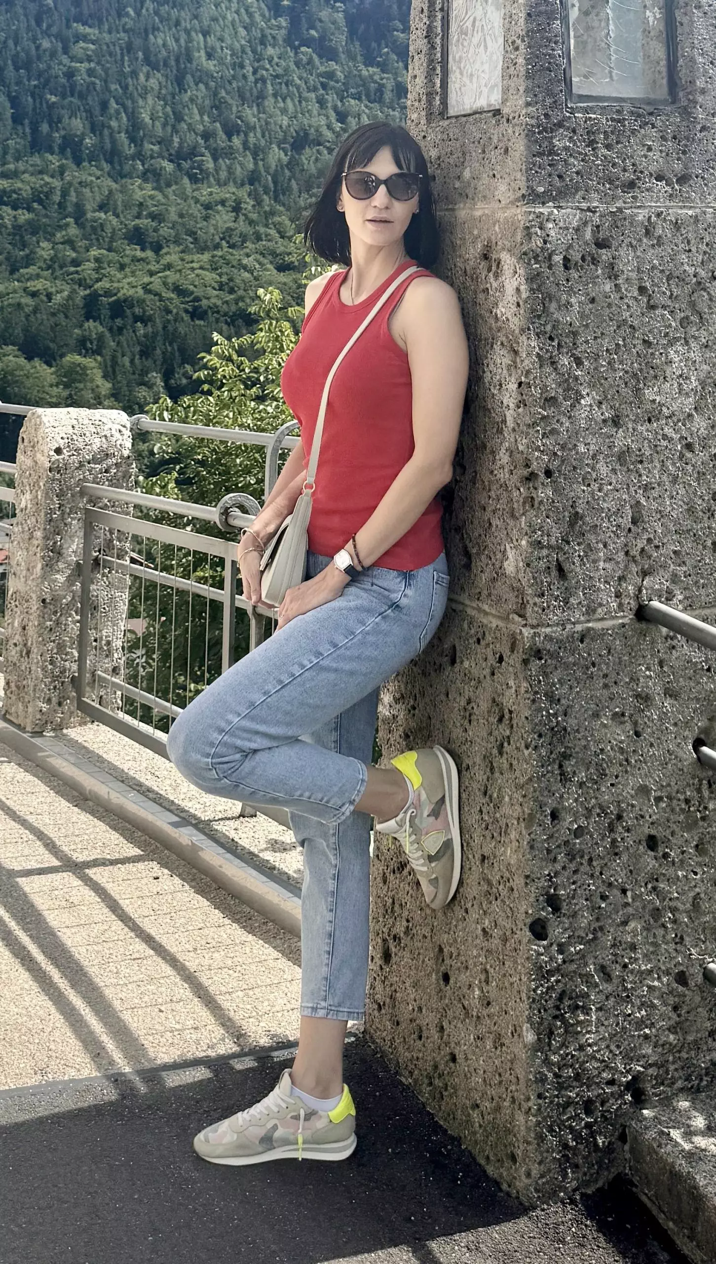 Olga, 44