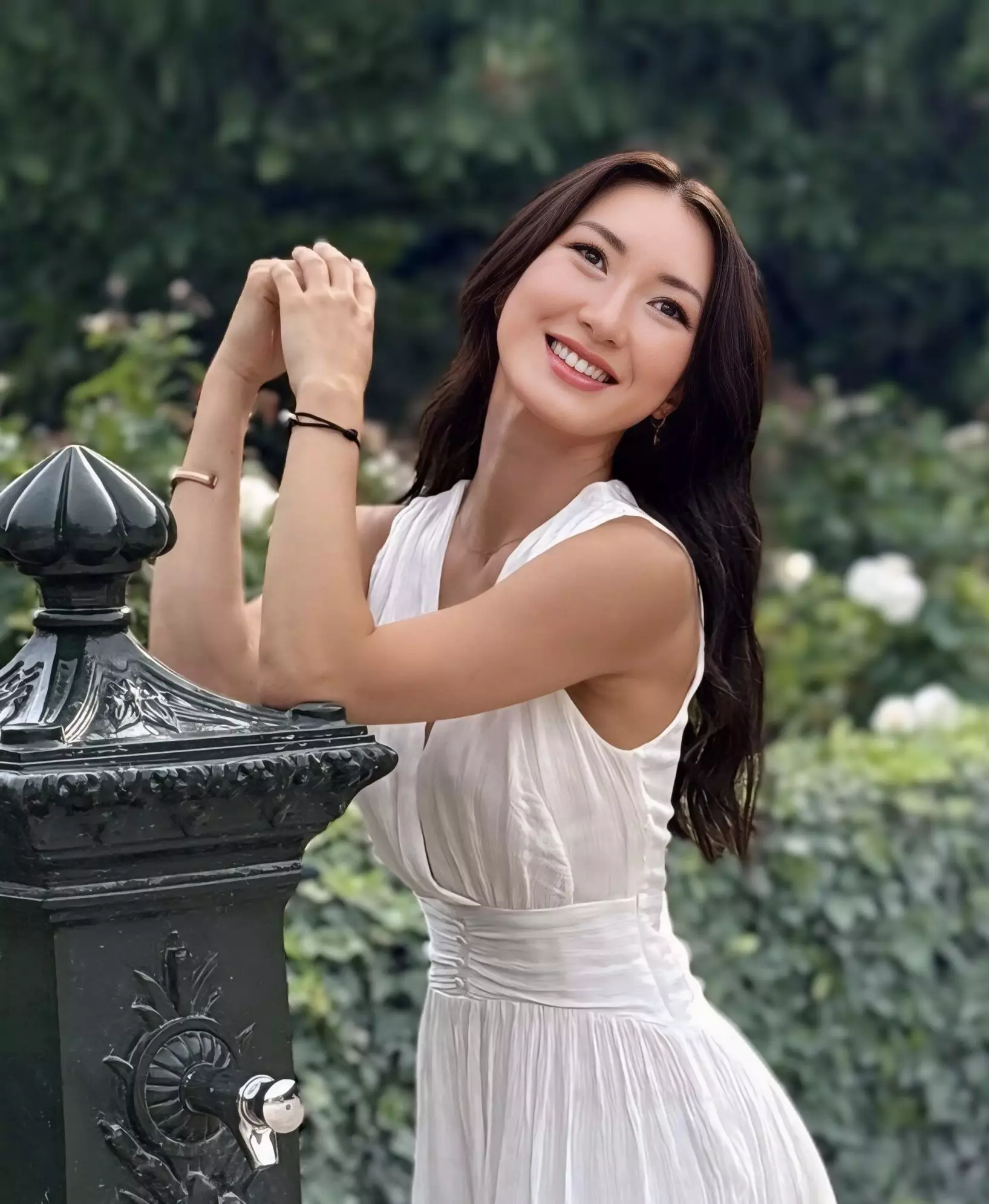 Aigul, 32