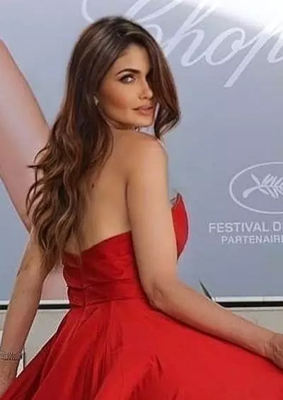 Anastasia, 36 junge hübsche Frauen suchen einen Mann