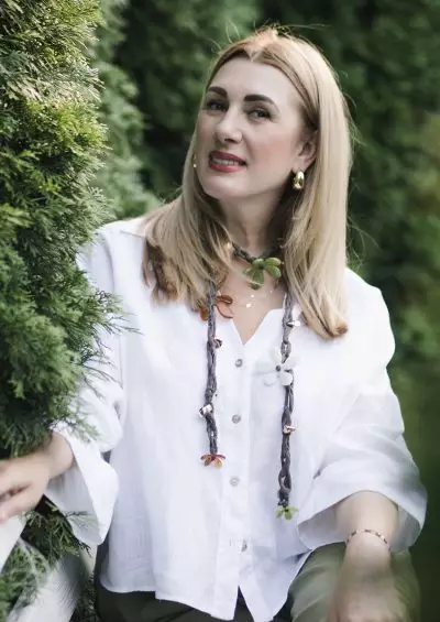 Julia, 51 Katalog Frauen 50+ aus der Ukraine