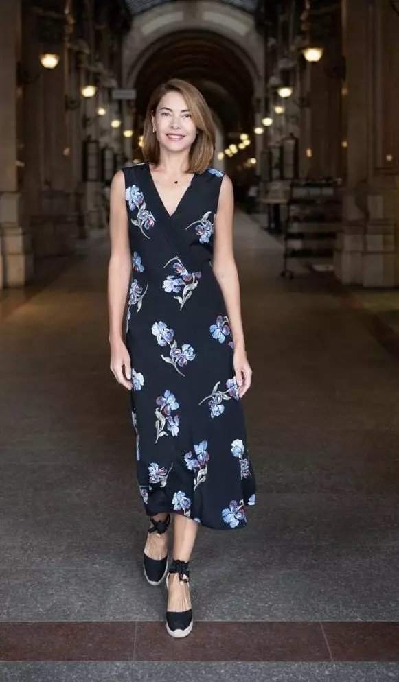 Yuliya, 47