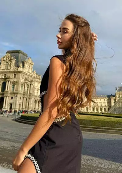 Kseniia, 27 hübsche junge ukrainische Frauen Katalog 25+