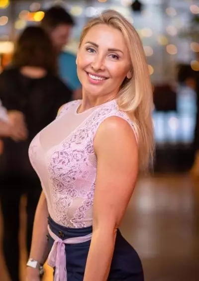 Elena, 44 ukrainische Frauen suchen einen Mann
