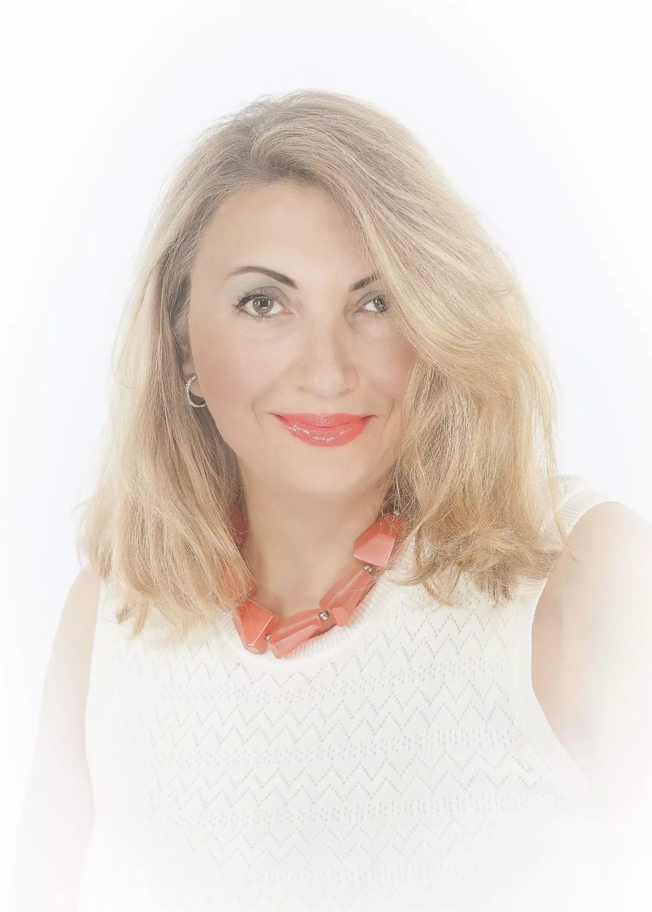 Svetlana, 48