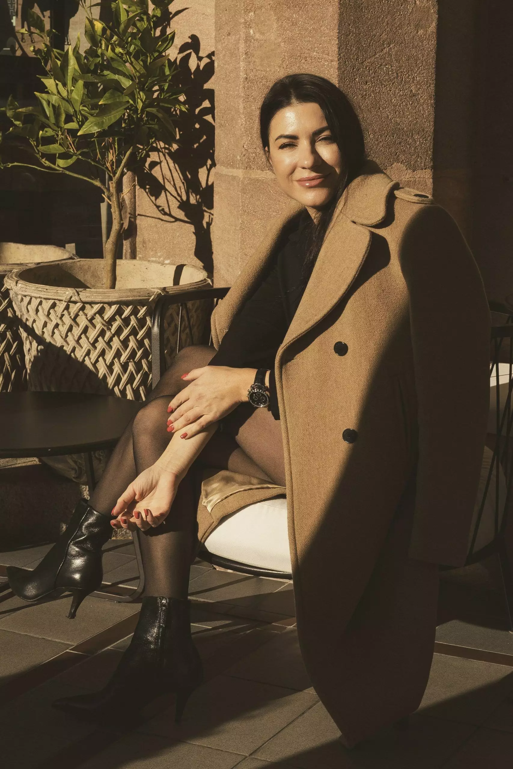 Elena, 38
