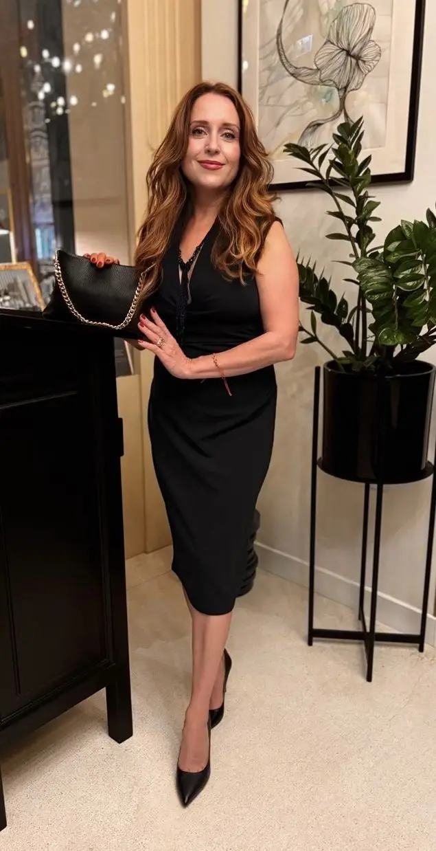 Yuliia, 50