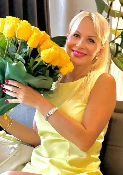 Oksana, 54 ukrainische Frauen Katalog 50+