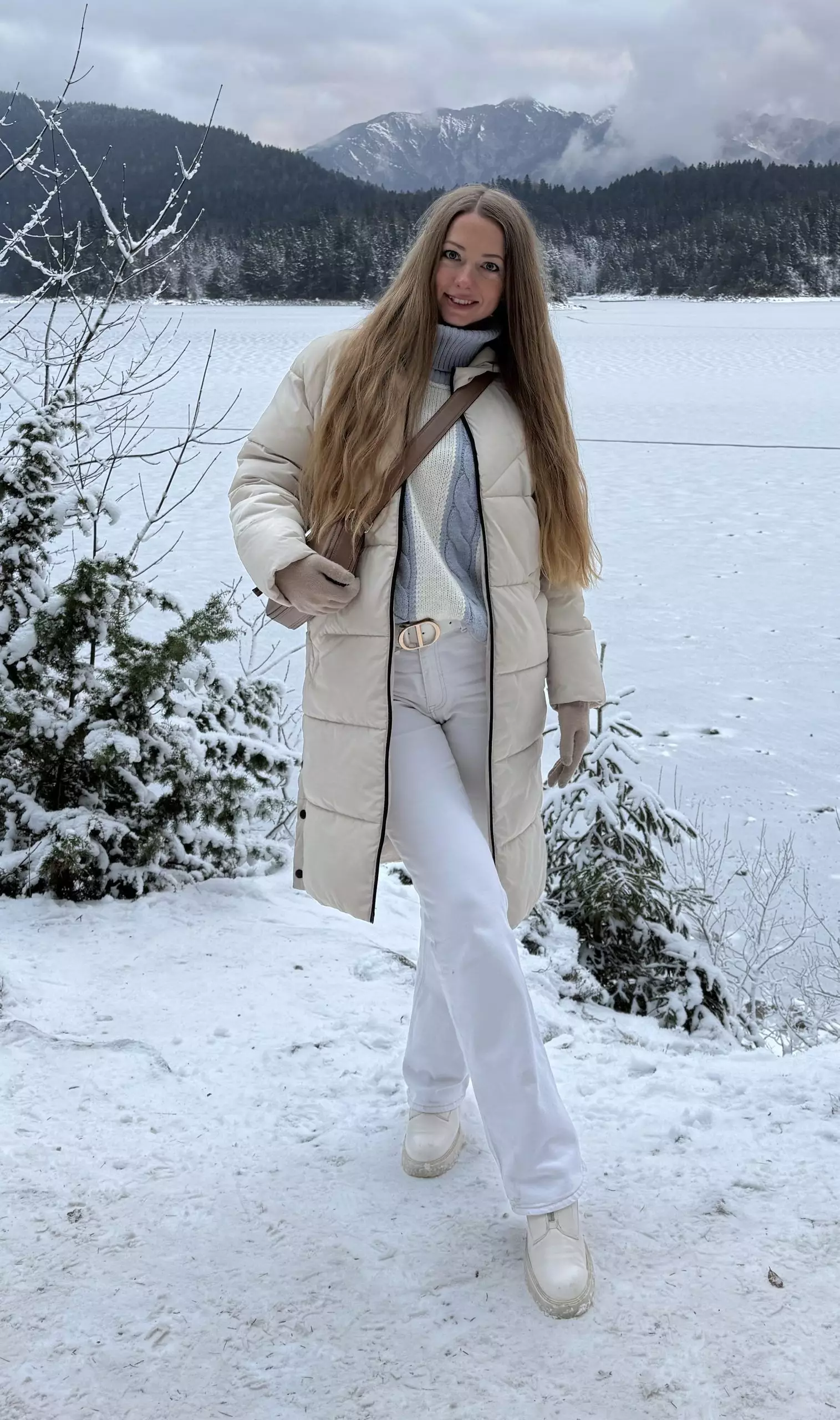 Alina, 36