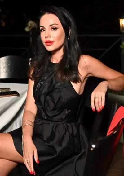 Uliana, 43 ukrainische Frauen suchen einen Mann