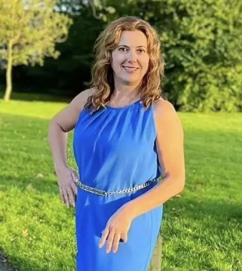 Marina, 55