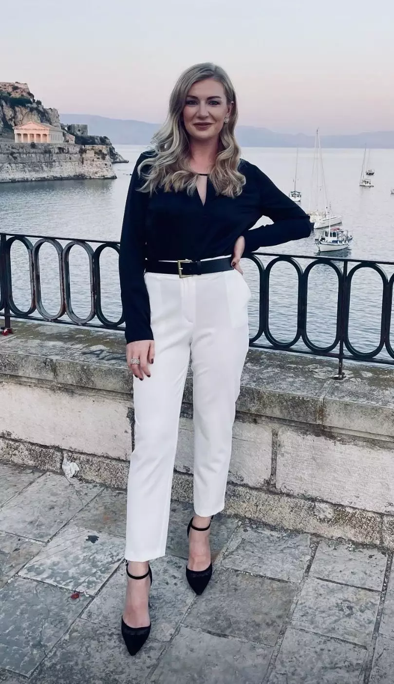 Tanja, 33