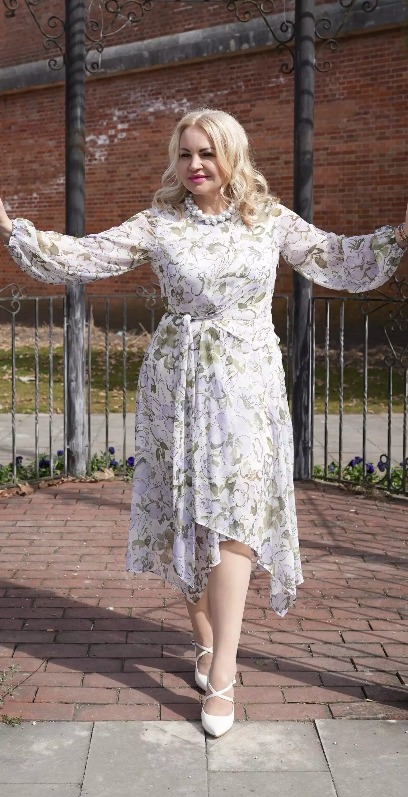 Valeryia, 47