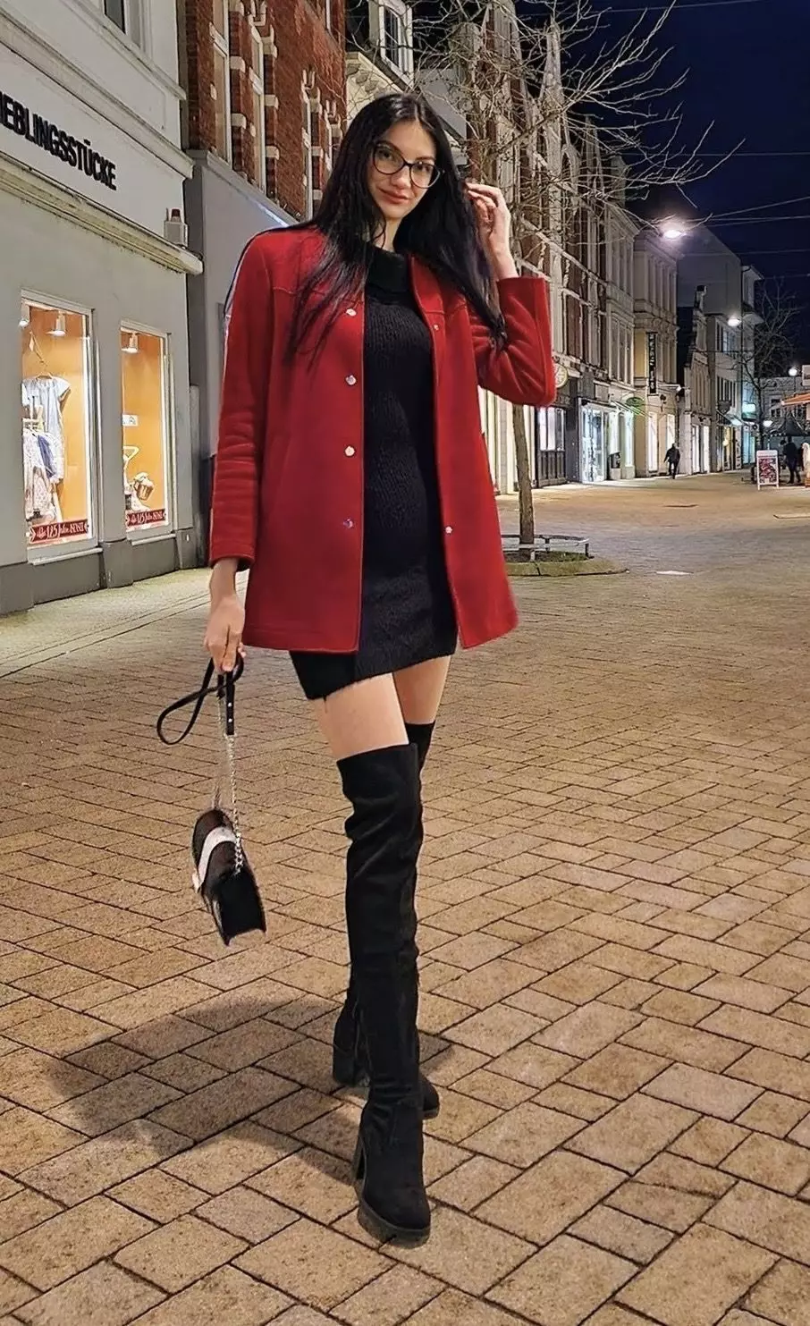 Hanna, 27