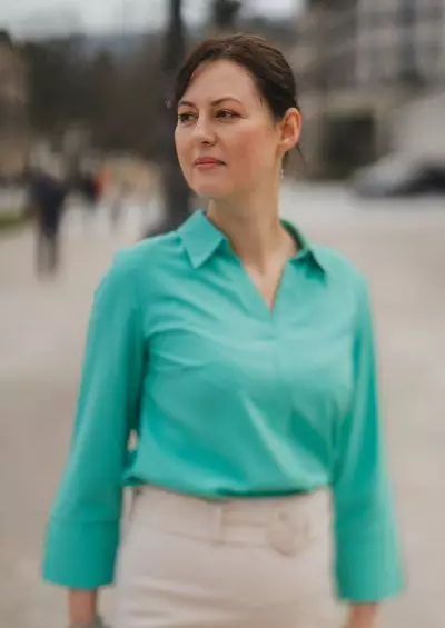 Irina, 46 sie sucht ihn
