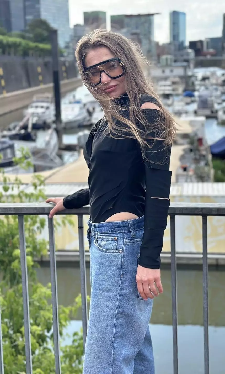 Alyona, 45