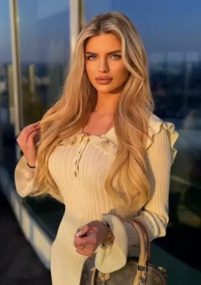 Alina, 23 junge hübsche Frauen suchen eine Beziehung
