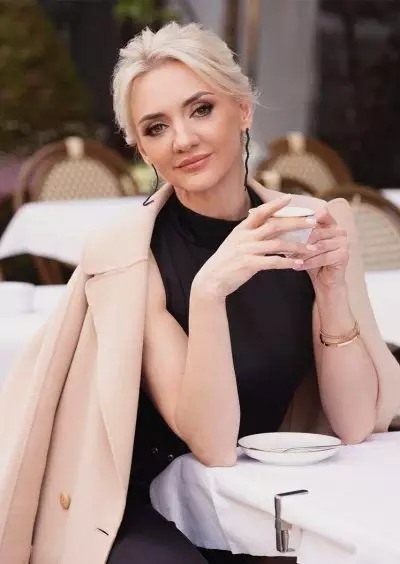 Yuliia, 48 Seriöse Agentur Partnervermittlung Ukraine Deutschland Österreich