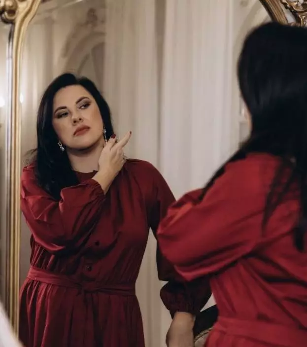 Galyna, 48