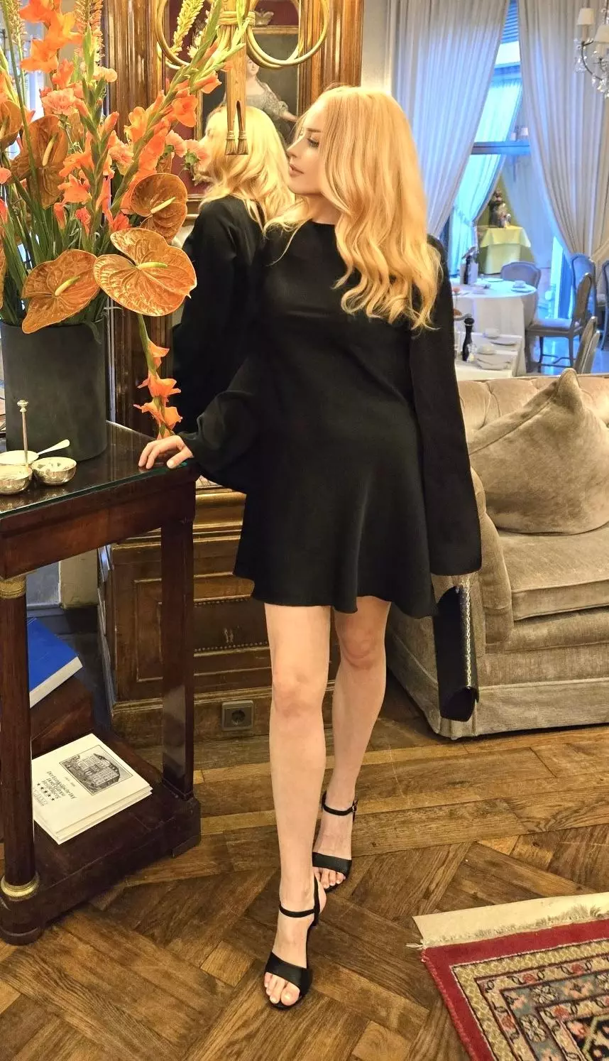 Anna, 47