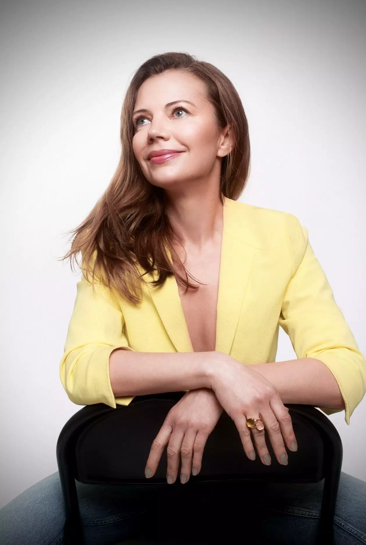 Viktoria, 51
