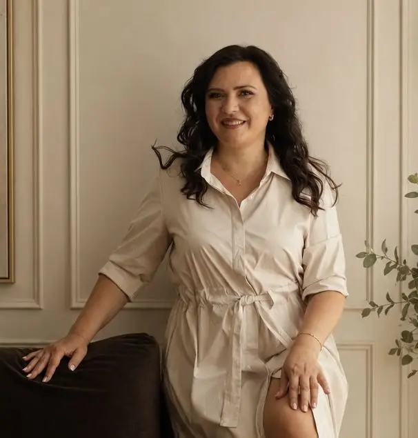 Irina, 45