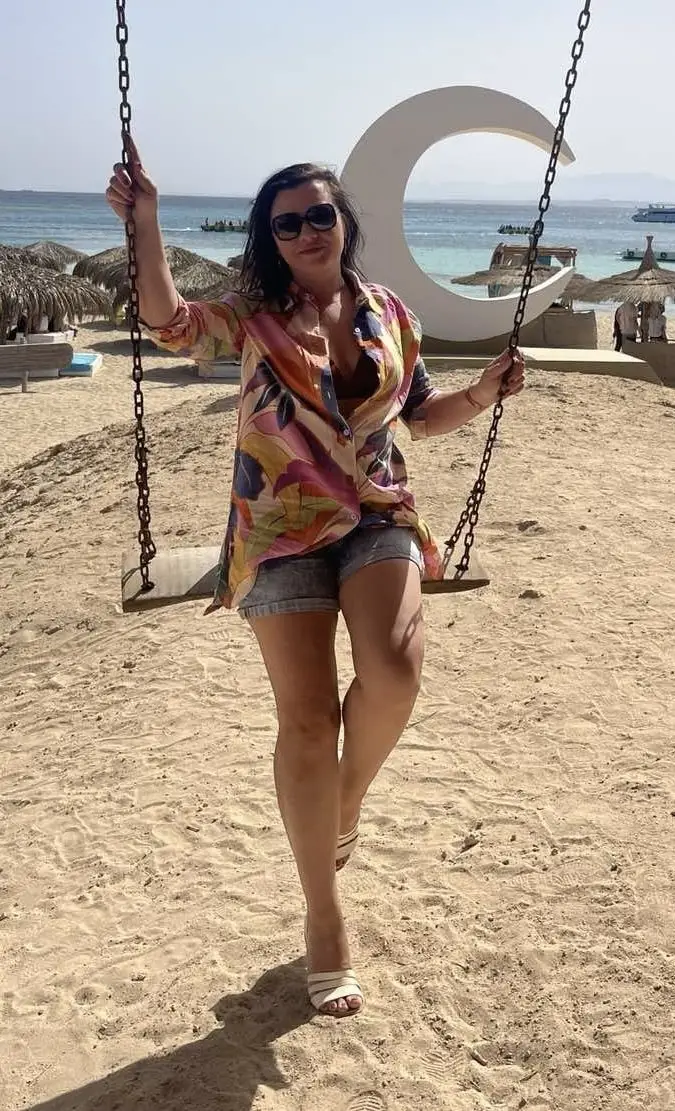 Irina, 45