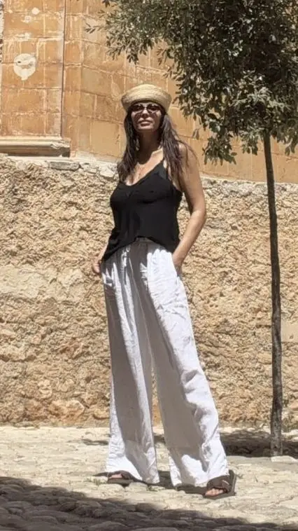 Anastasia, 44