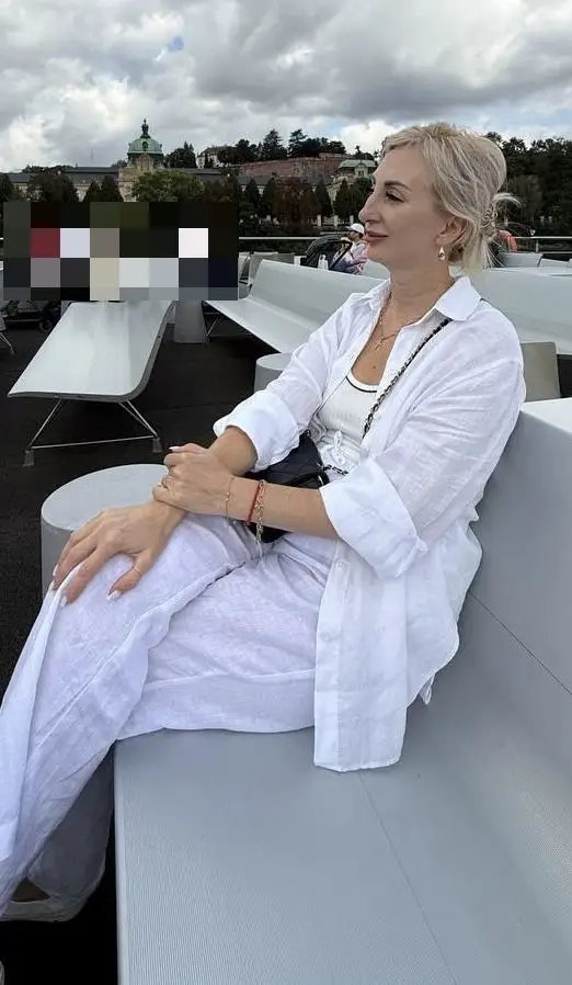 Lidiya, 45