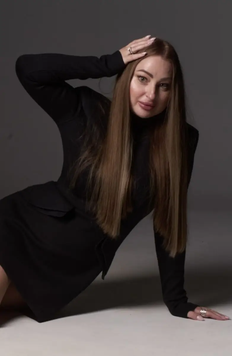 Yevheniia, 45